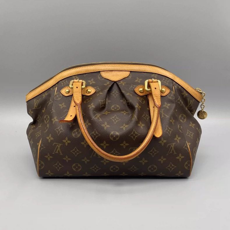 Louis Vuitton Louis Vuitton Classic Pouch Handbag Size ONE SIZE - 2 Thumbnail