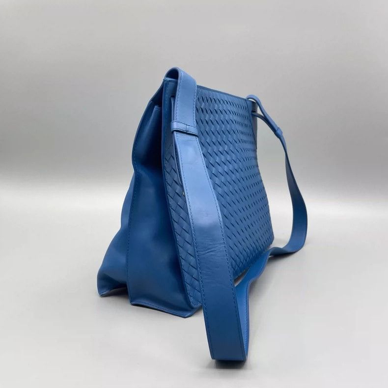 Bottega Veneta Blue Woven Leather Crossbody Bag Size ONE SIZE - 7 Thumbnail