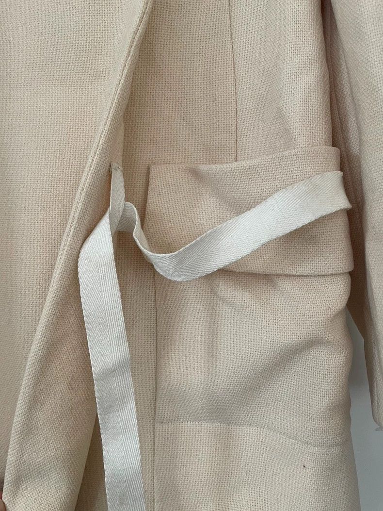 Prada Thick Wool Coat with Belt for Women Size M / US 6-8 / IT 42-44 - 5 Thumbnail