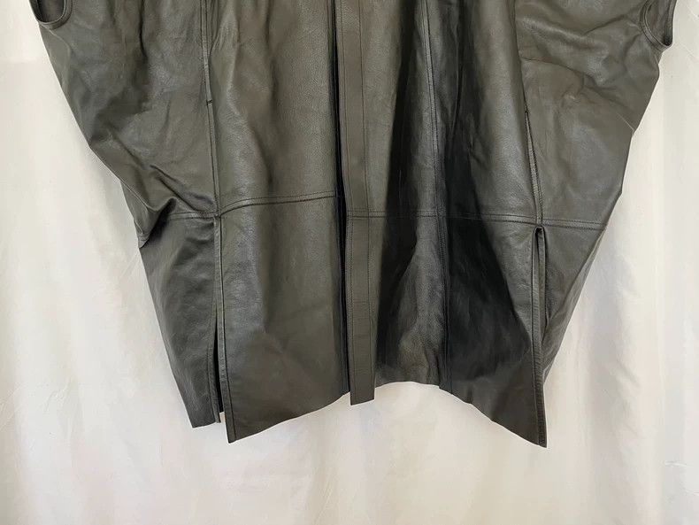 Rick Owens Rick Owens Leather Short Sleeve Coat Size M / US 6-8 / IT 42-44 - 5 Thumbnail