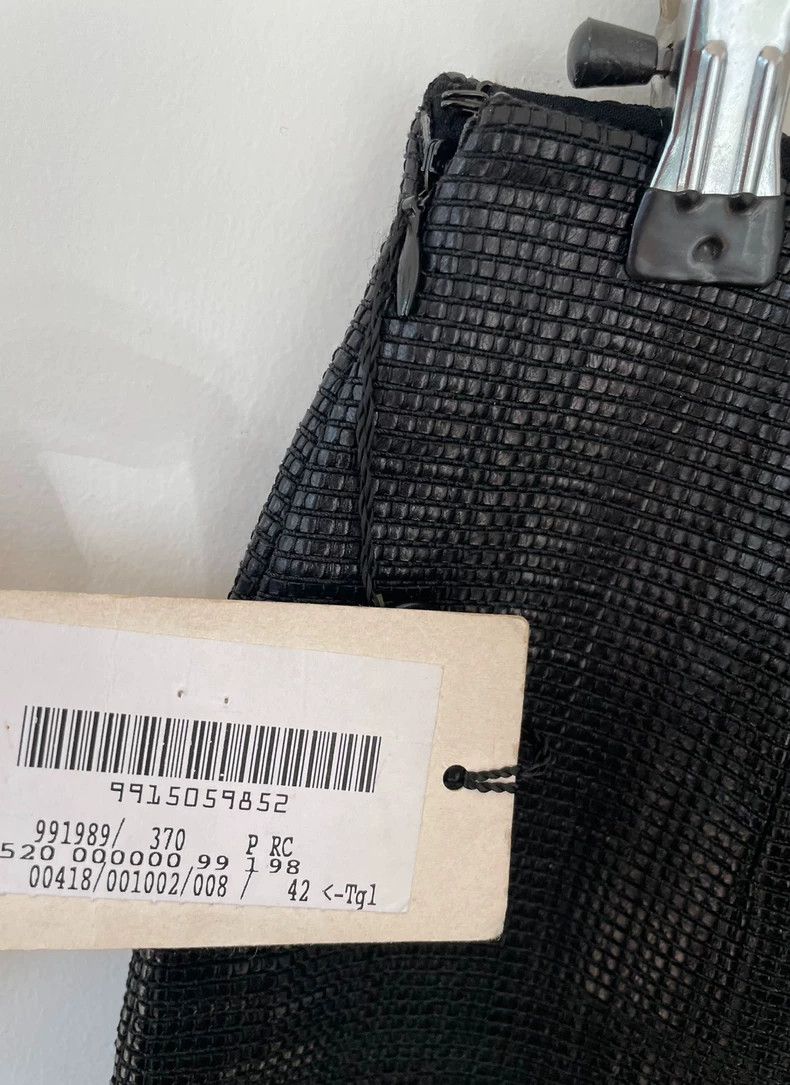 Versace Versace Textured Leather Skirt for Women Size 42" / US 20 - 5 Thumbnail