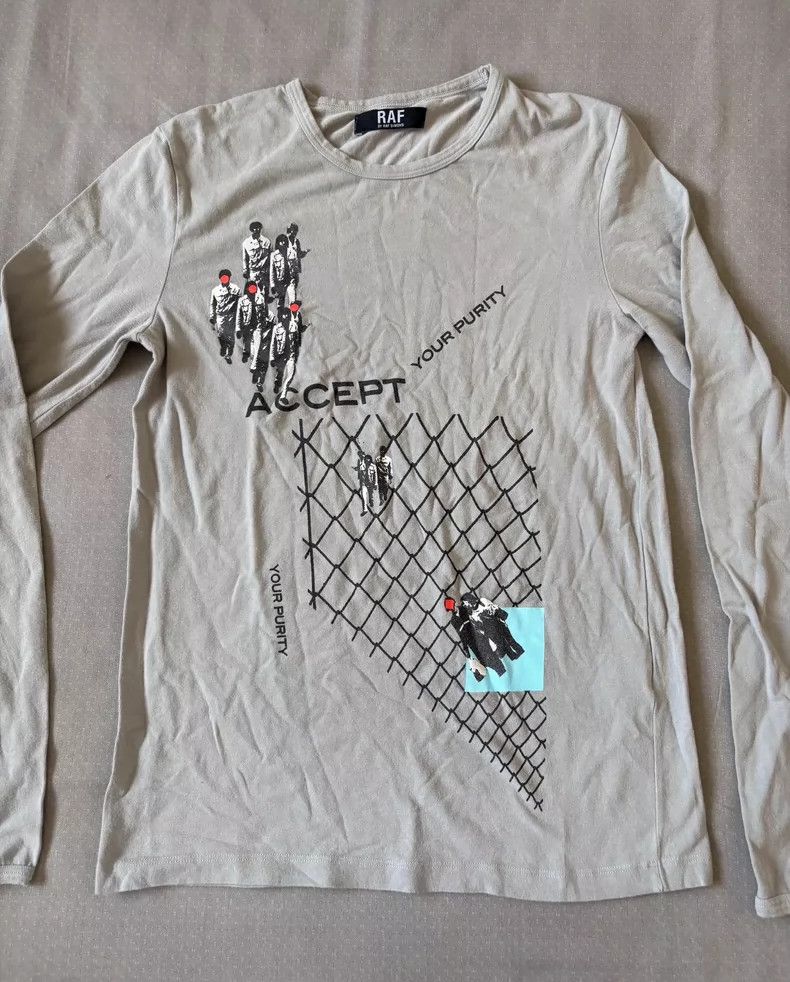 Raf Simons Vintage Raf Simons Long Sleeve Graphic Top Size M / US 6-8 / IT 42-44 - 2 Thumbnail