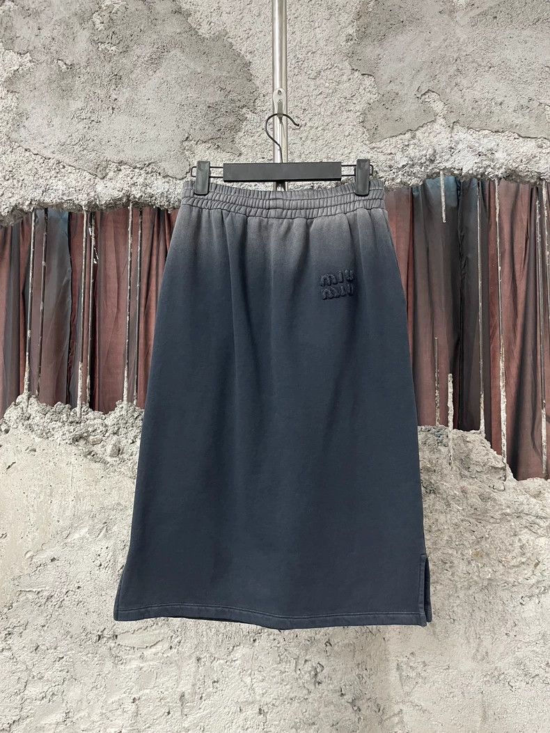 Miu Miu Miumiu Gradient Half Skirt Size 22" - 2 Thumbnail