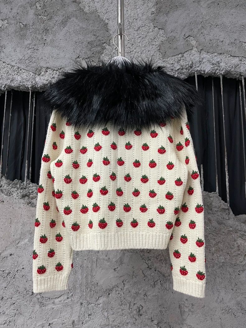 Gucci Gucci Strawberry Wool Cardigan with Removable Collar Size L / US 10 / IT 46 - 2 Thumbnail