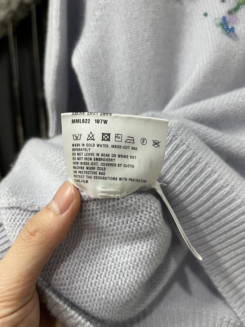 Miu Miu Miu Miu Short Sleeve Sweater with Embroidery Size L / US 10 / IT 46 - 6 Thumbnail