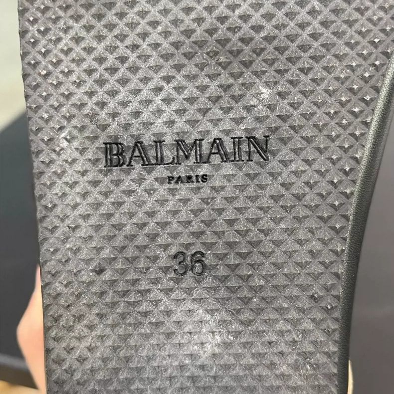 Balmain Balmain Slippers with Gold Detailing Size US 6 / IT 36 - 8 Thumbnail