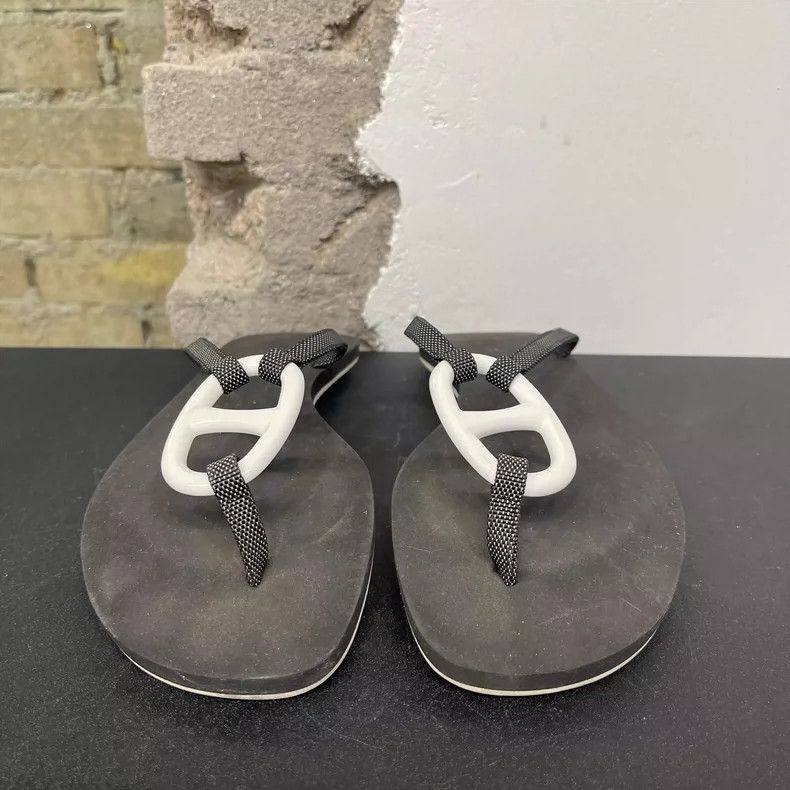 Hermes Hermes Flip Flops Size 36 Size US 6 / IT 36 - 6 Thumbnail