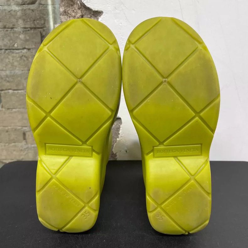 Bottega Veneta Bottega Veneta Yellow Rain Boots Size 35 Size US 5 / IT 35 - 7 Thumbnail