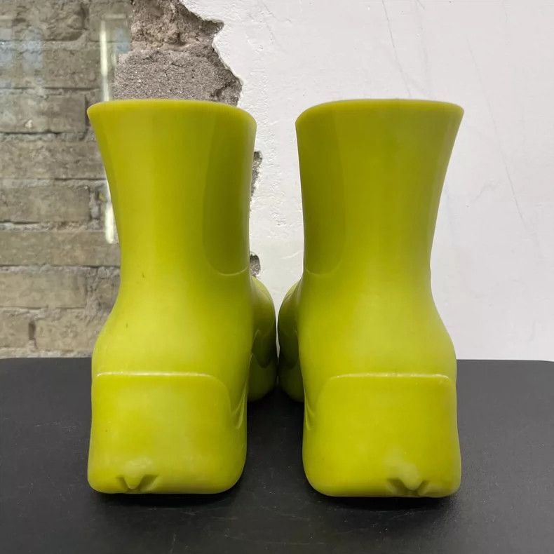 Bottega Veneta Bottega Veneta Yellow Rain Boots Size 35 Size US 5 / IT 35 - 3 Thumbnail