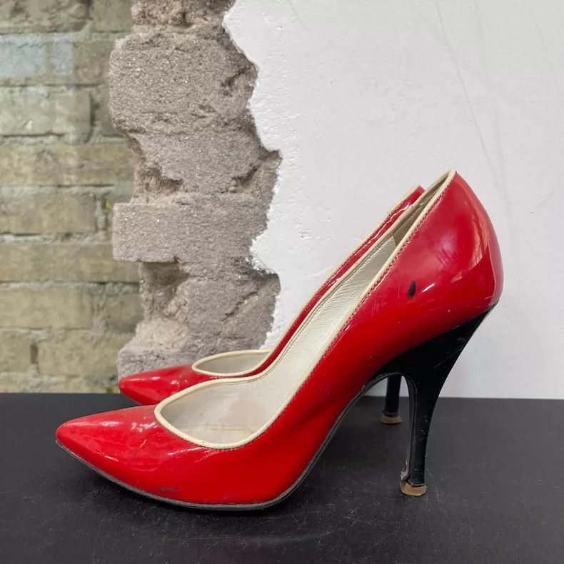 Dolce & Gabbana D&G High Heels in Bright Red Color Size US 5 / IT 35 - 2 Thumbnail