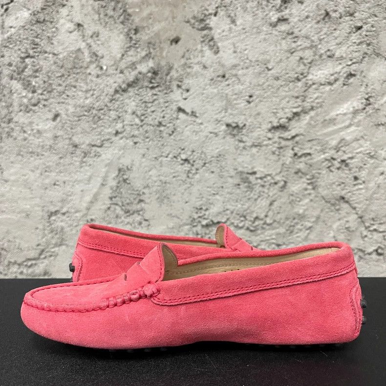 Tod's Tods Suede Loafers in Bright Pink Size US 4 / IT 34 - 5 Thumbnail