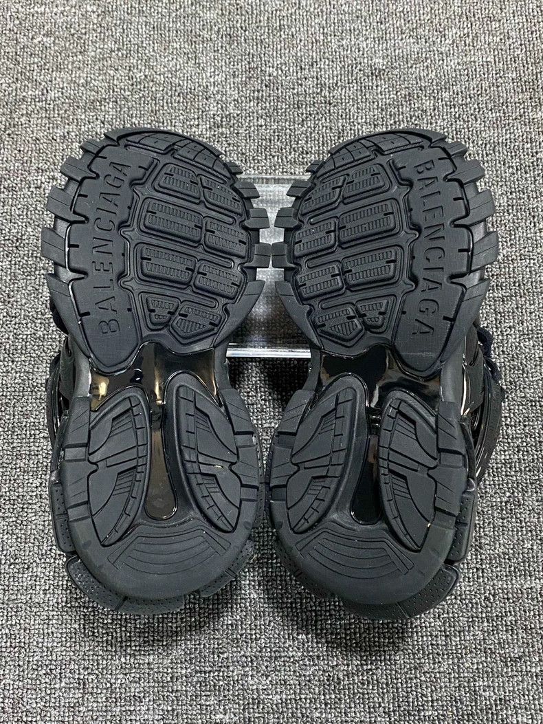 Balenciaga Balenciaga Black Track Sneakers Size 35 Size US 5 / IT 35 - 6 Thumbnail
