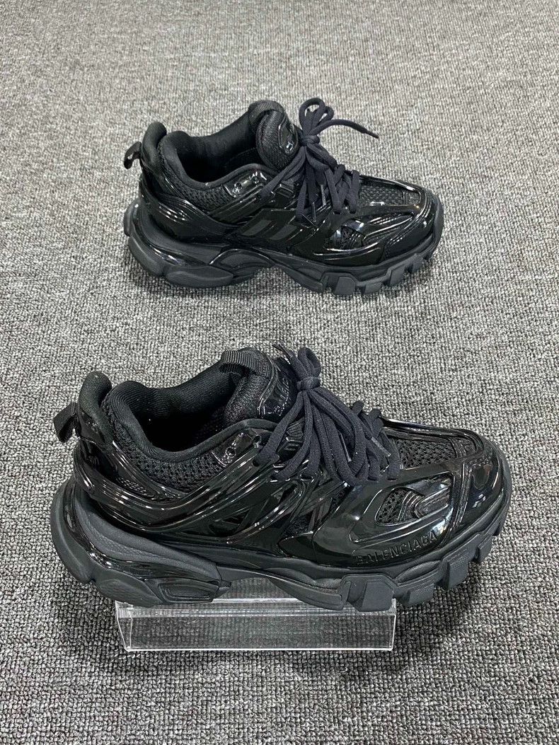 Balenciaga Balenciaga Black Track Sneakers Size 35 Size US 5 / IT 35 - 2 Thumbnail