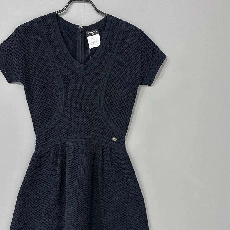 Chanel Black Hollow Knit Dress by Chanel Size XS / US 0-2 / IT 36-38 - 2 Thumbnail