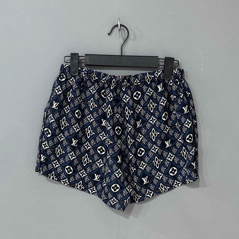 Louis Vuitton Louis Vuitton Printed Shorts from 1854 Collection Size 36" / US 14 / IT 50 - 3 Thumbnail