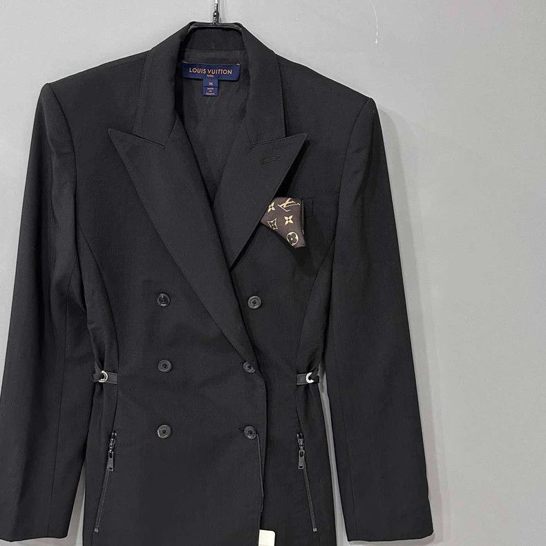 Louis Vuitton Black Louis Vuitton Double Breast Blazer Size S / US 4 / IT 40 - 2 Thumbnail