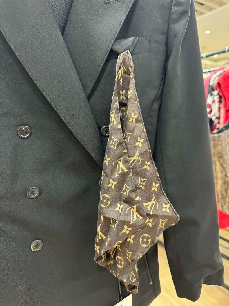 Louis Vuitton Black Louis Vuitton Double Breast Blazer Size S / US 4 / IT 40 - 7 Thumbnail