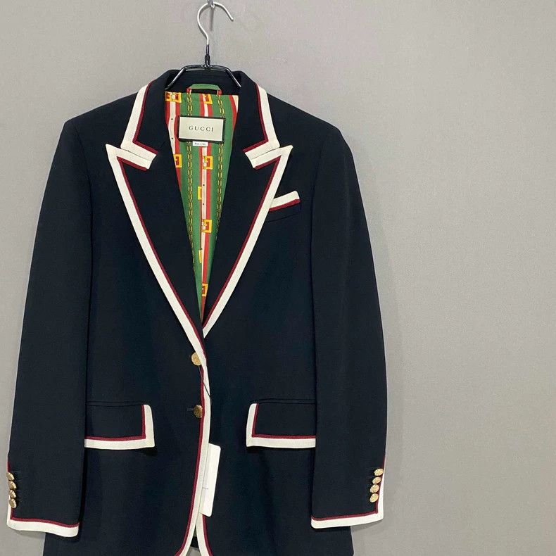 Gucci Classic Academy Style Blazer by GUCCI Size M / US 6-8 / IT 42-44 - 2 Thumbnail