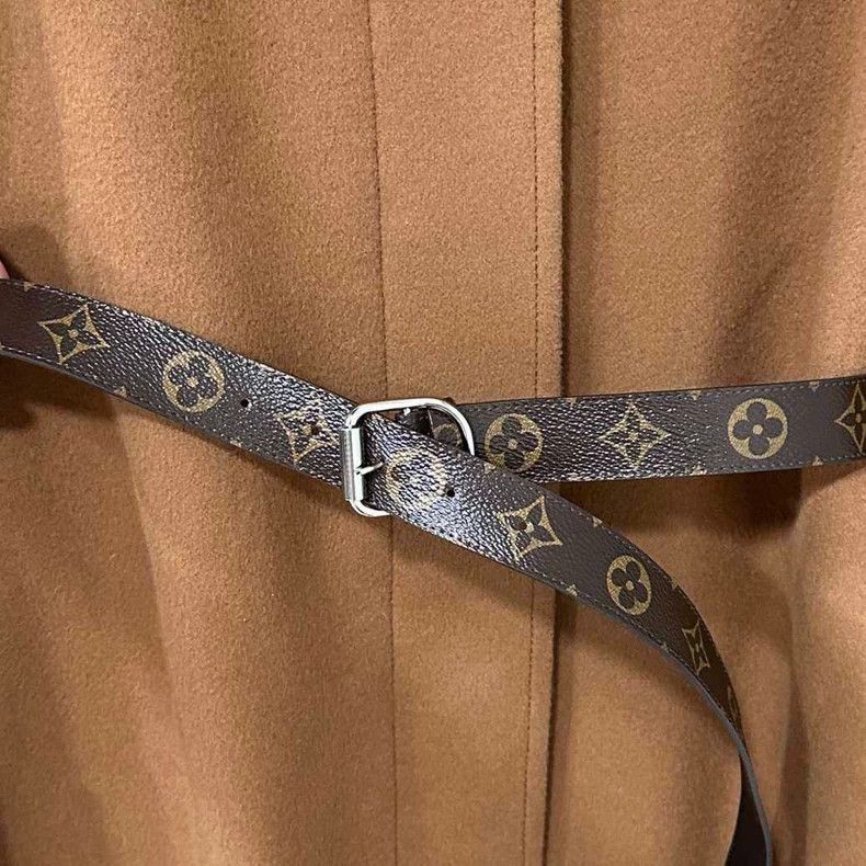 Louis Vuitton Brown Louis Vuitton Overcoat with Design Details Size M / US 6-8 / IT 42-44 - 6 Thumbnail