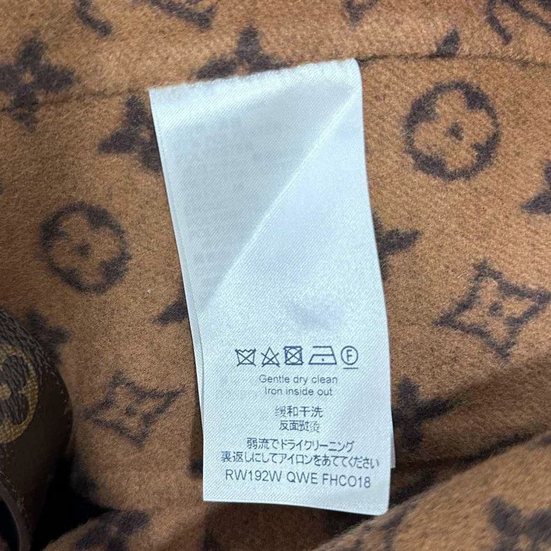Louis Vuitton Brown Louis Vuitton Overcoat with Design Details Size M / US 6-8 / IT 42-44 - 7 Thumbnail