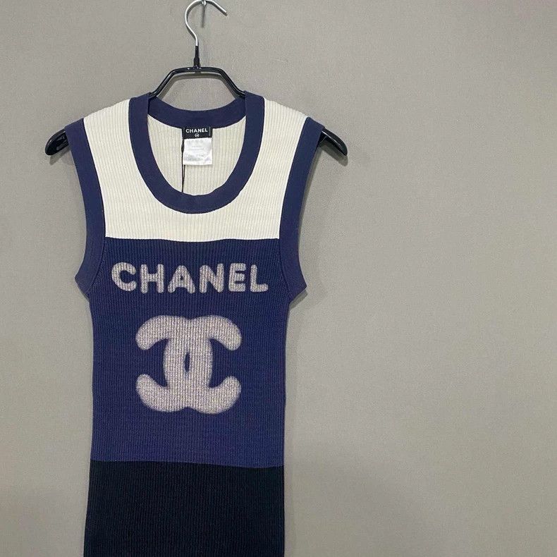 Chanel Chanel Sleeveless Knitted Dress with Logo Size L / US 10 / IT 46 - 2 Thumbnail