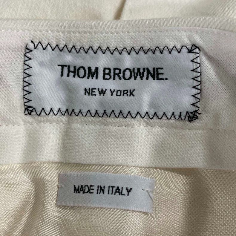 Thom Browne White Classic Pleated Skirt by Thom Browne Size 40" / US 18 - 4 Thumbnail