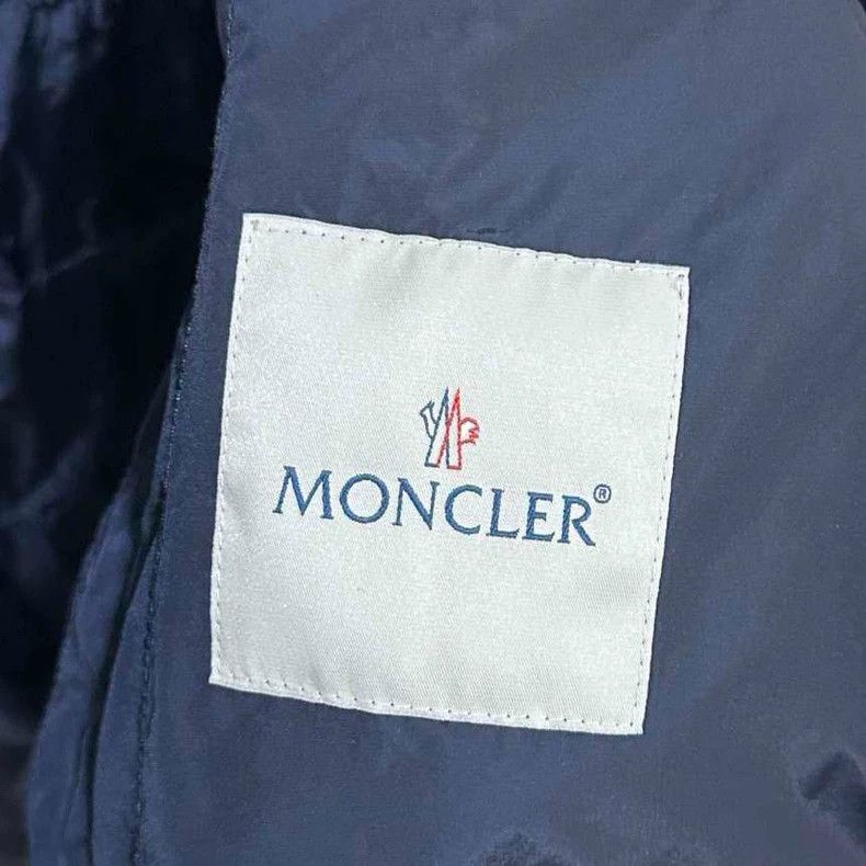 Moncler Short Sleeve Zip-Up Crinkled Jacket Size S / US 4 / IT 40 - 4 Thumbnail