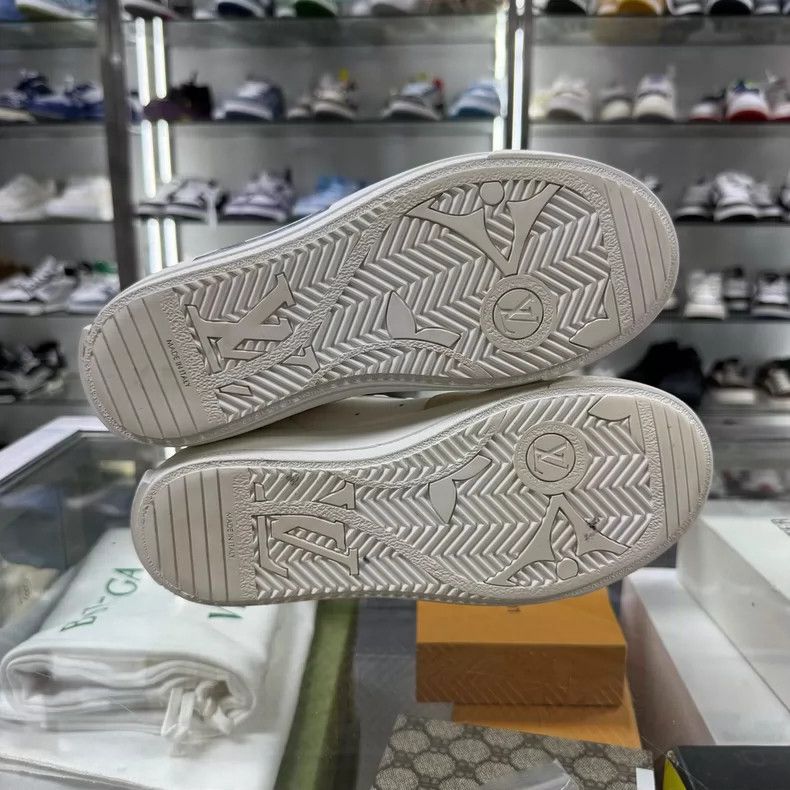 Louis Vuitton LOUIS VUITTON LV CHARLIE Sneakers Size 36 Size US 6 / IT 36 - 7 Thumbnail