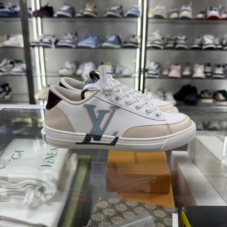 Louis Vuitton LOUIS VUITTON LV CHARLIE Sneakers Size 36 Size US 6 / IT 36 - 2 Thumbnail