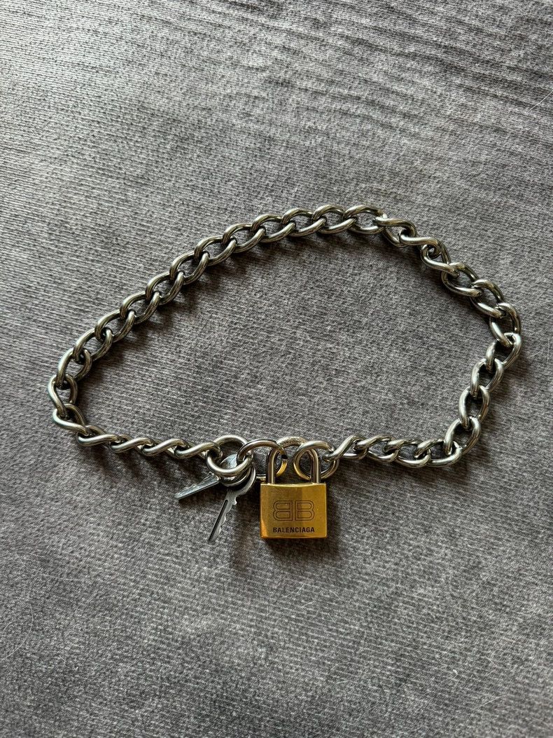Balenciaga Balenciaga Key Locker Necklace with Lock Size ONE SIZE - 3 Thumbnail