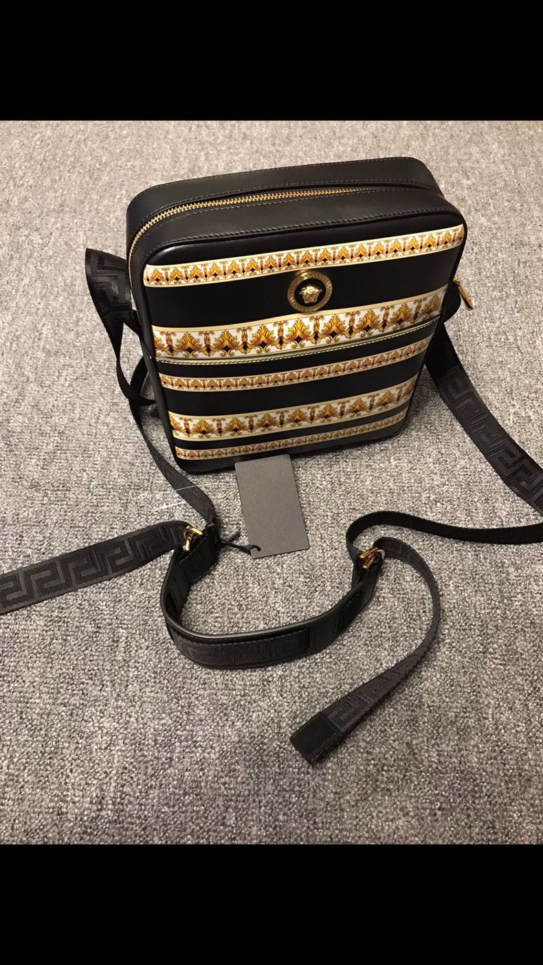 Versace Versace Shoulder Crossbody Bag in Black Size ONE SIZE - 6 Thumbnail