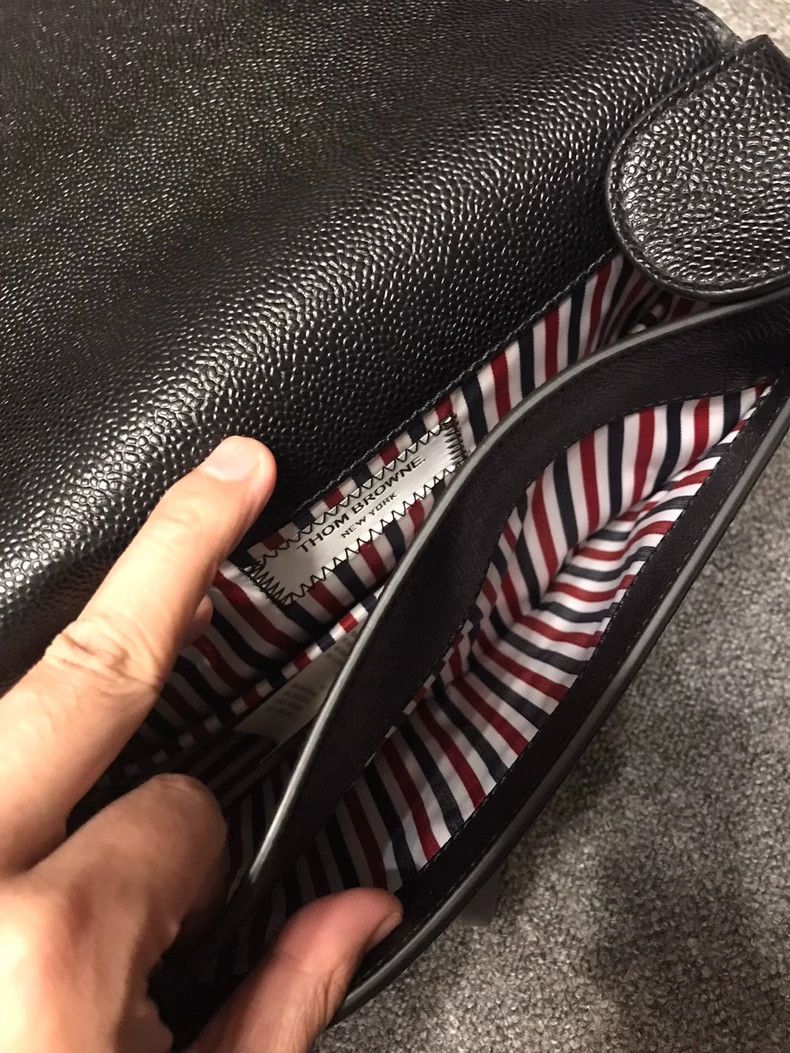 Thom Browne Thom Browne Leather Messenger Bag Size ONE SIZE - 5 Thumbnail