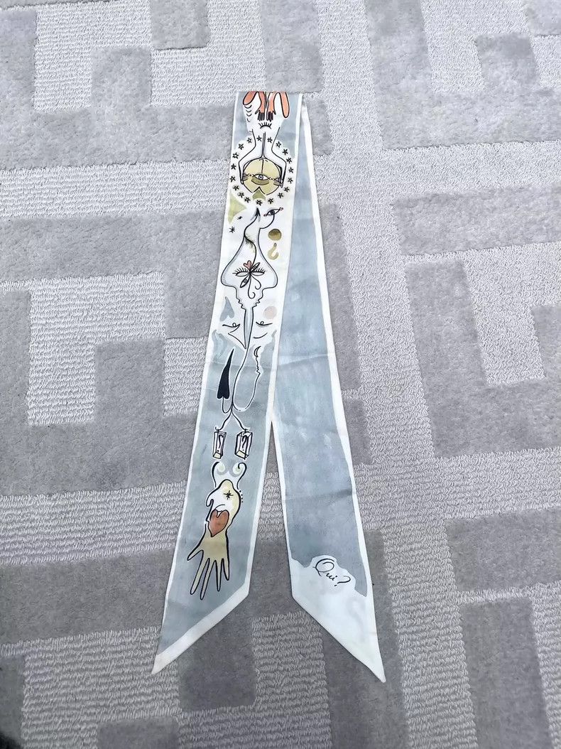 Dior Dior Silk Scarf with Artistic Design Size ONE SIZE - 2 Thumbnail