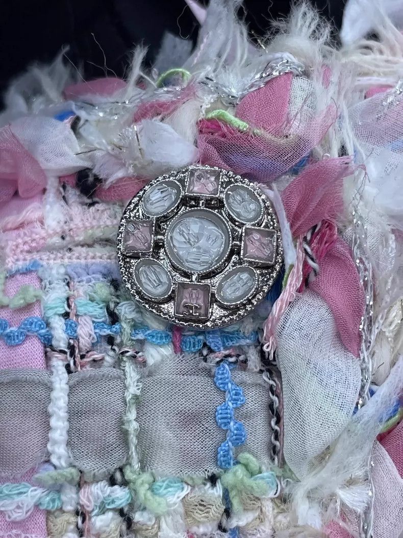 Chanel Chanel Pink Woven Vest with Glass Buttons Size S / US 4 / IT 40 - 3 Thumbnail