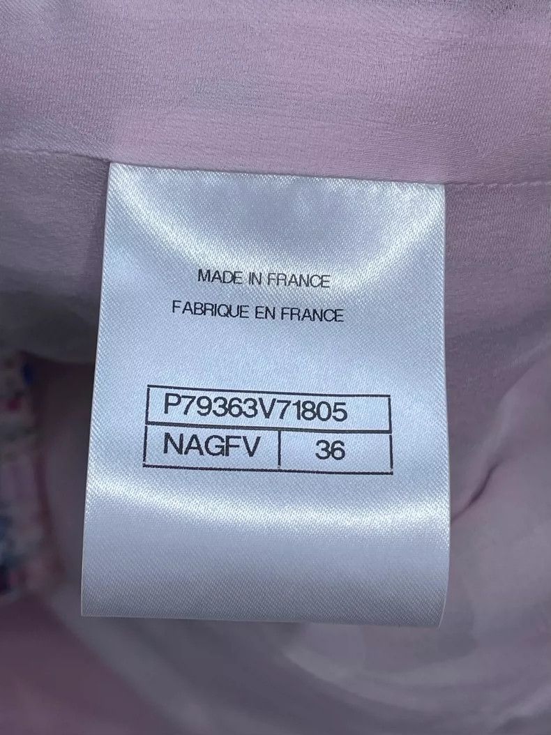 Chanel Chanel Pink Woven Vest with Glass Buttons Size S / US 4 / IT 40 - 4 Thumbnail