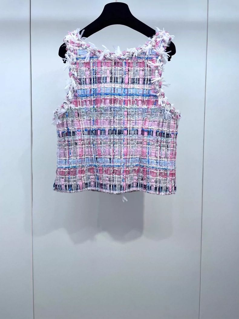 Chanel Chanel Pink Woven Vest with Glass Buttons Size S / US 4 / IT 40 - 2 Thumbnail