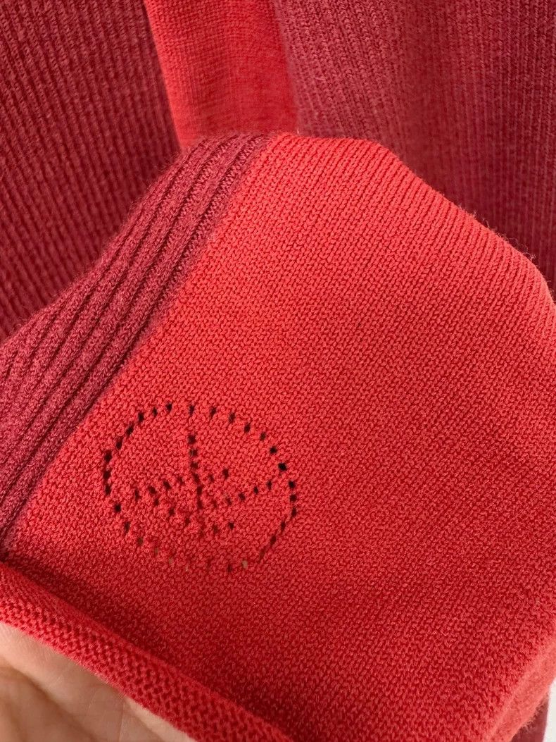 Louis Vuitton Louis Vuitton Red Wool Sweater Size M Size M / US 6-8 / IT 42-44 - 3 Thumbnail