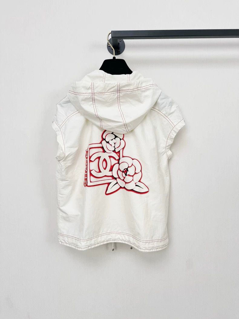 Chanel Chanel Vest with Hood - Size 38 Size M / US 6-8 / IT 42-44 - 7 Thumbnail