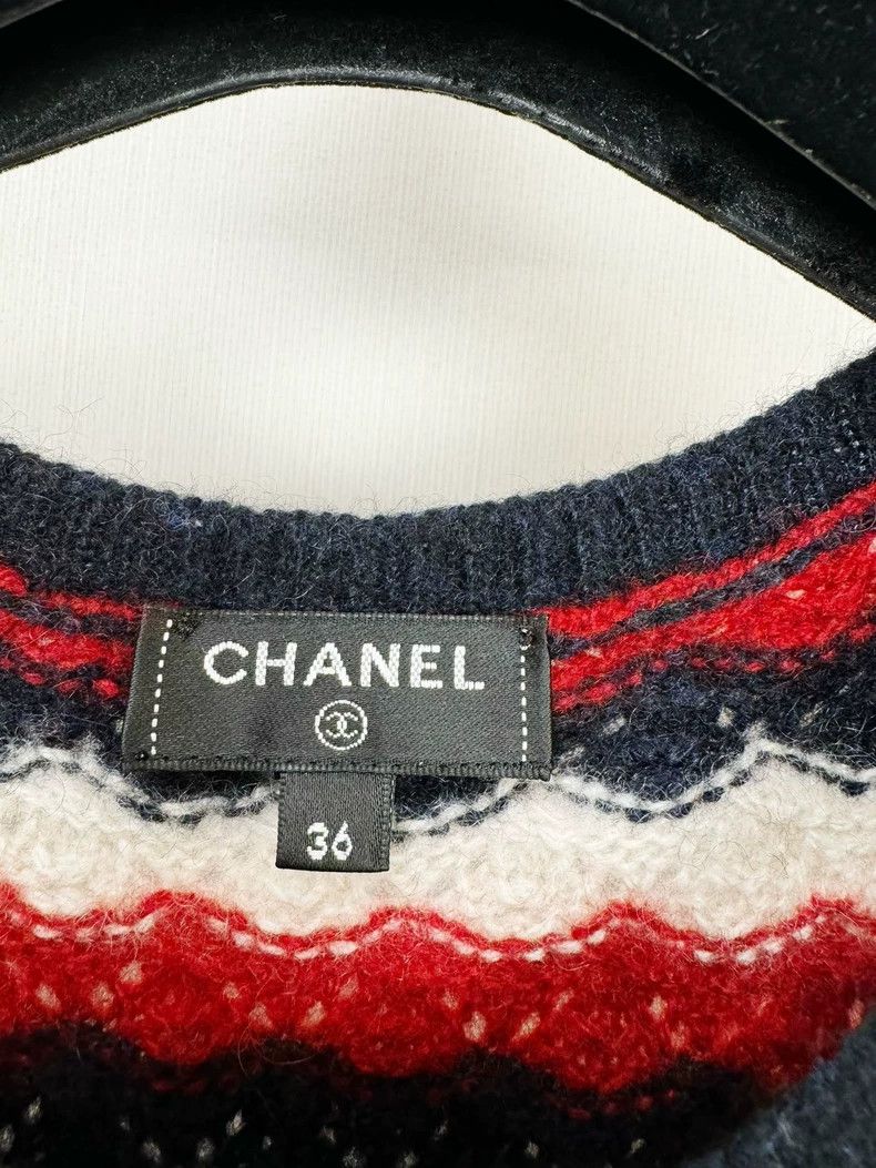 Chanel Chanel Red Striped Sweater, Very New Condition Size M / US 6-8 / IT 42-44 - 2 Thumbnail