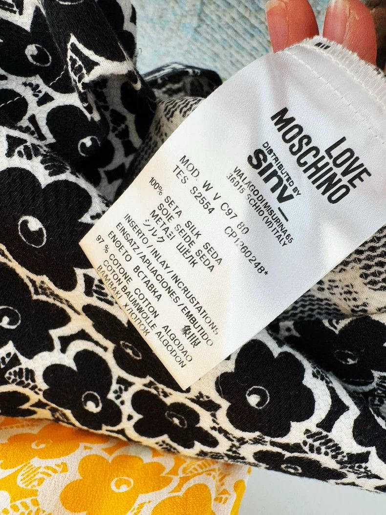 Love Moschino Love Moschino Dress with Floral Pattern Size M / US 6-8 / IT 42-44 - 4 Thumbnail