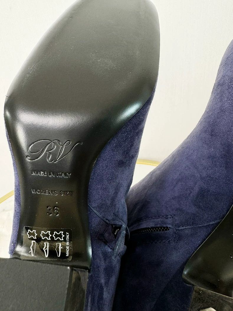 Roger Vivier Roger Vivier New Buckle Ankle Boots Size US 6 / IT 36 - 9 Thumbnail