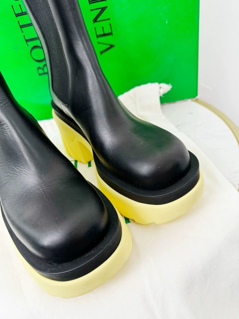 Bottega Veneta Bottega Veneta New Boot Size 35 Size US 5 / IT 35 - 2 Thumbnail