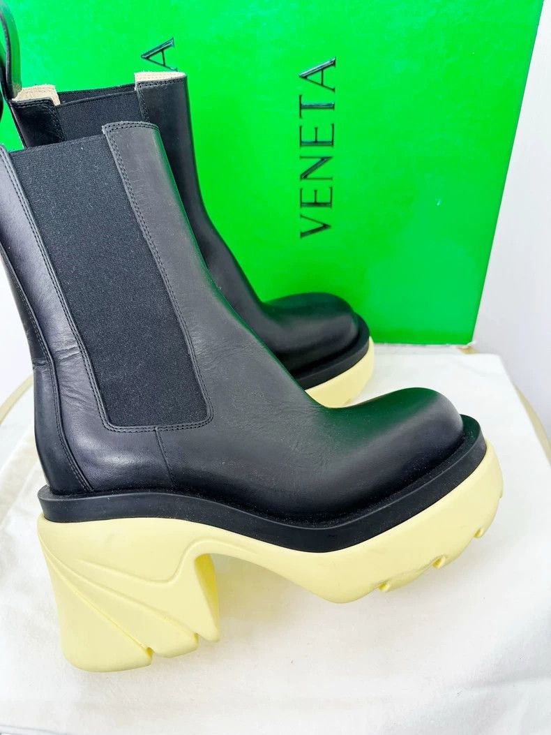 Bottega Veneta Bottega Veneta New Boot Size 35 Size US 5 / IT 35 - 3 Thumbnail