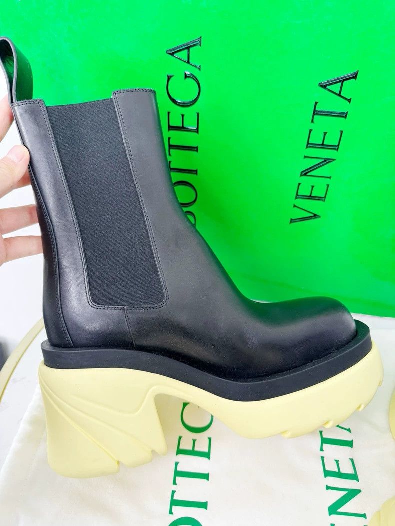 Bottega Veneta Bottega Veneta New Boot Size 35 Size US 5 / IT 35 - 4 Thumbnail