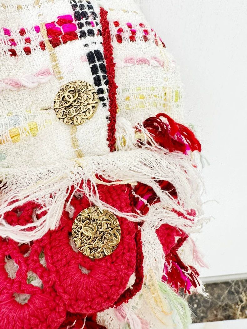 Chanel Chanel Woven Coat with Red Accents Size M / US 6-8 / IT 42-44 - 3 Thumbnail