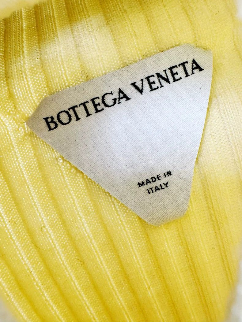 Bottega Veneta Bottega Veneta Ribbed Sweater with Heart Cutout Size XS / US 0-2 / IT 36-38 - 2 Thumbnail