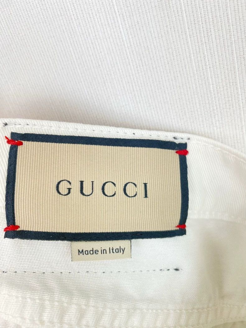 Gucci Gucci White Shorts Almost Like New Size 22" - 4 Thumbnail