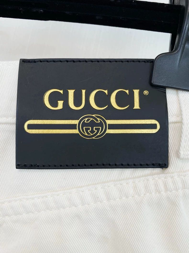 Gucci Gucci White Shorts Almost Like New Size 22" - 5 Thumbnail