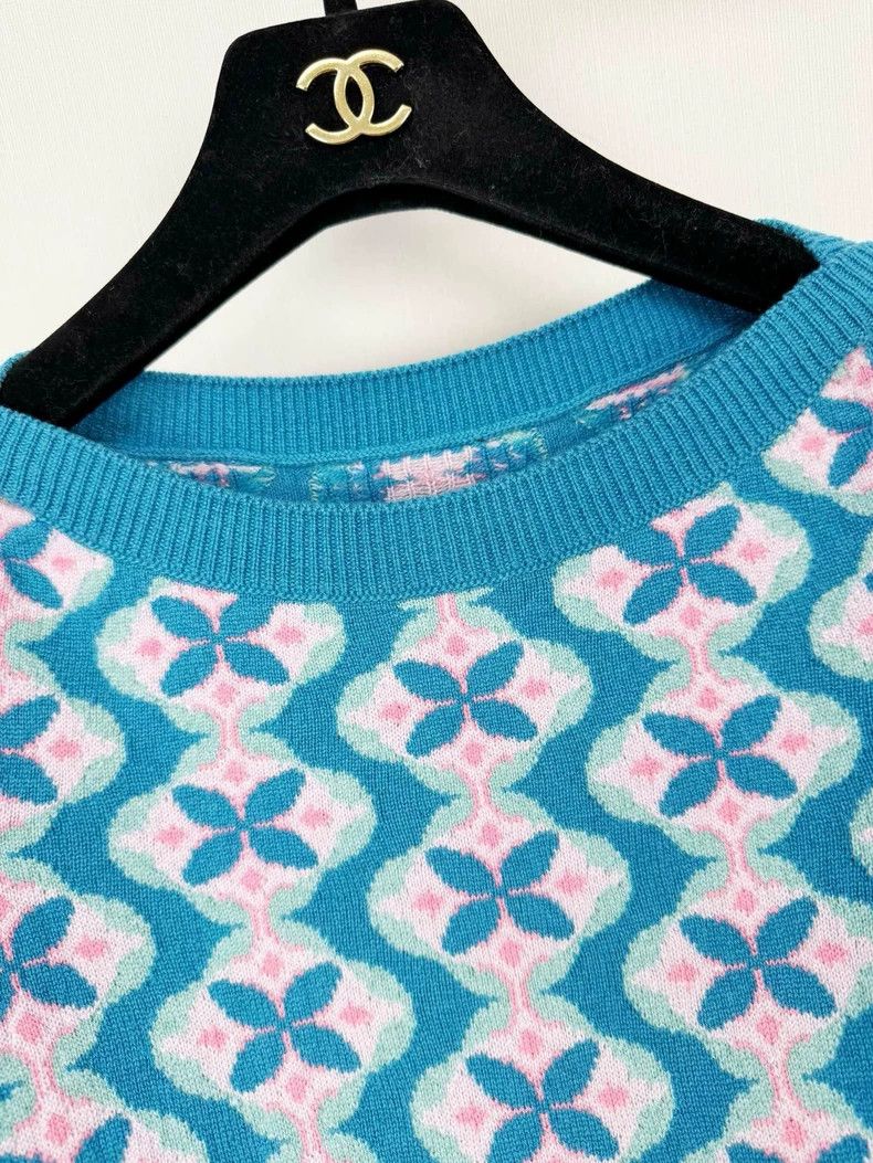 Chanel Chanel Blue Cold Shoulder Cashmere Sweater Size S / US 4 / IT 40 - 3 Thumbnail