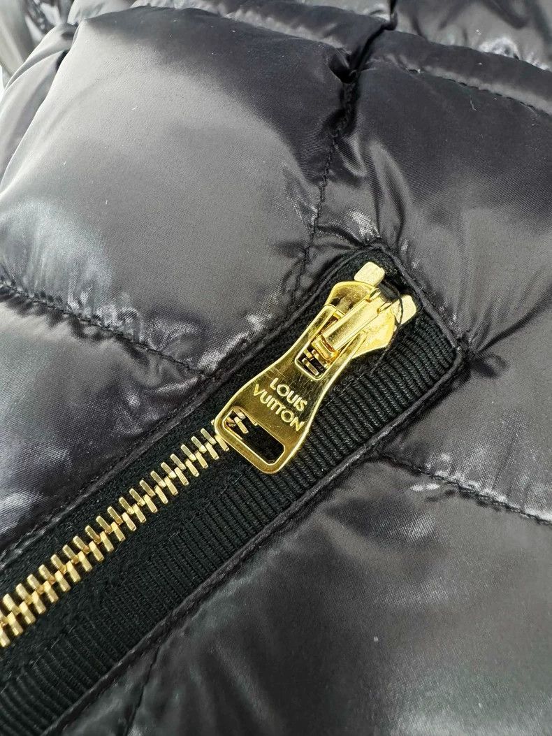 Louis Vuitton Louis Vuitton Reversible Down Jacket with Fur Hood Size S / US 4 / IT 40 - 5 Thumbnail